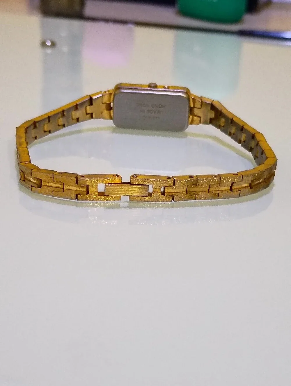 N/A classic gold